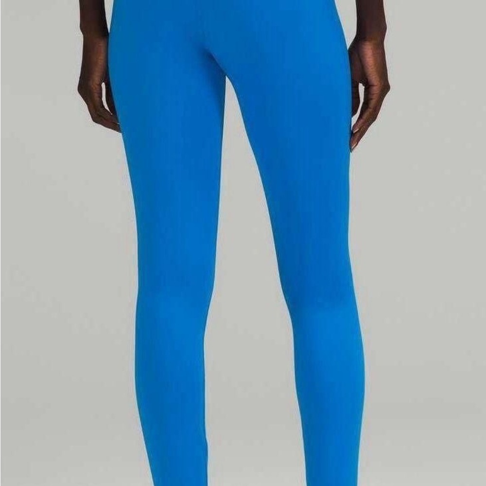 Lululemon - Picture 5 of 5